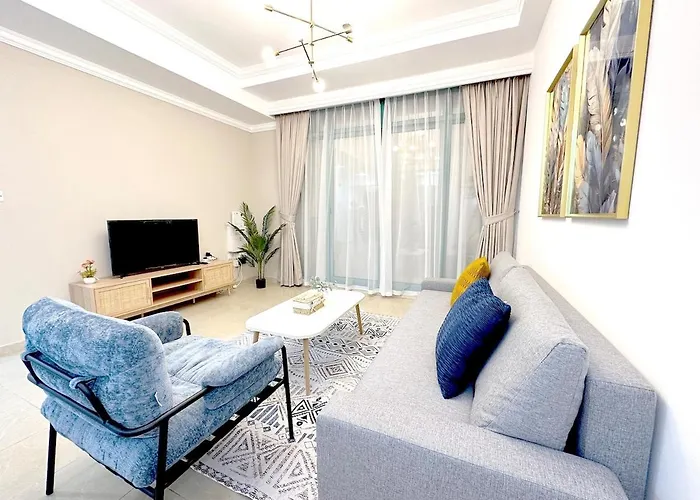 Stylish 1 Bedroom Sea View Opp Beach-Free Car Park