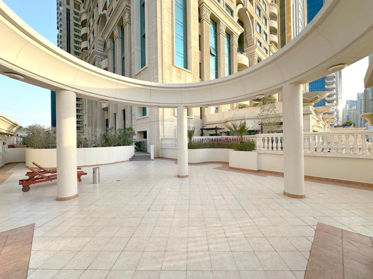 Apartment Stylish 1 Bedroom Sea View Opp Beach-free Car Park