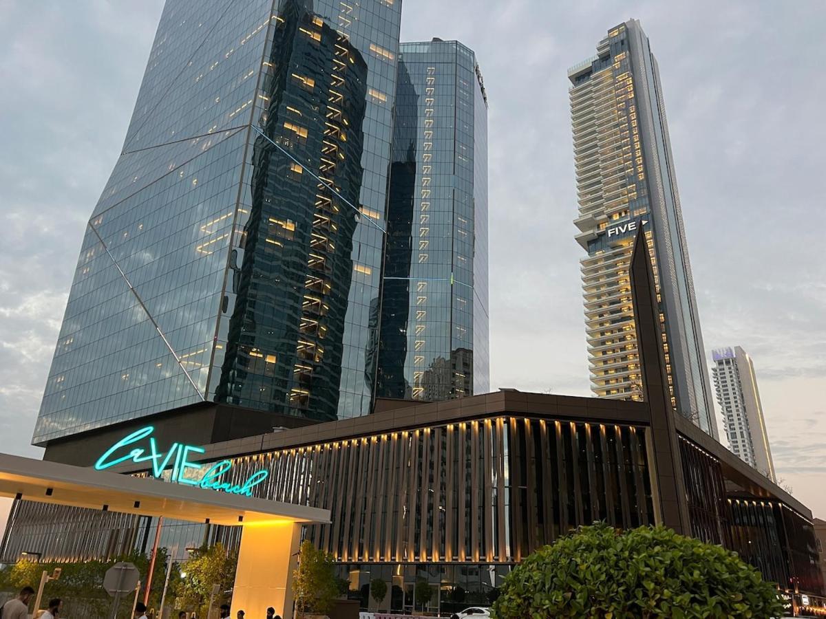 Apartment Stylish 1 Bedroom Sea View Opp Beach-free Car Park Dubai